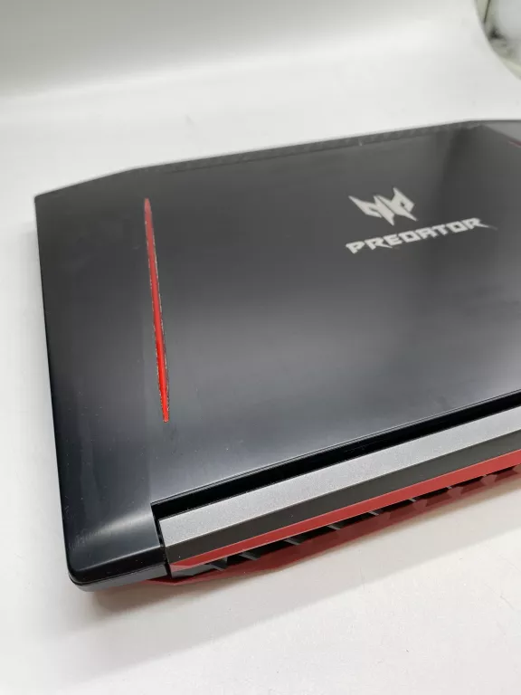 LAPTOP ACER PREDATOR HELIOS 300 (I5-8300 / 8 RAM/ 1TB / NVIDIA GTX 1060)