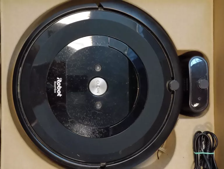 ROBOT SPRZĄTAJĄCY IROBOT ROOMBA E5 E5158