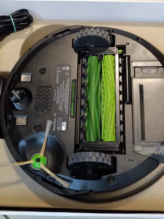 ROBOT SPRZĄTAJĄCY IROBOT ROOMBA E5 E5158