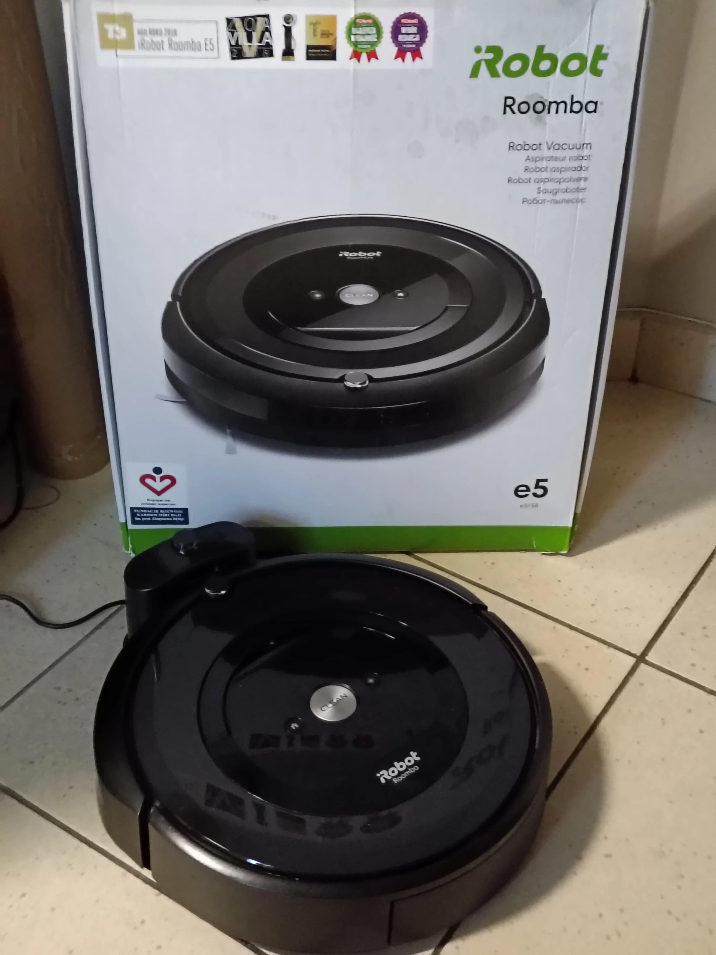 robot-sprzatajacy-irobot-roomba-e5-e5158-kod-producenta-e515840