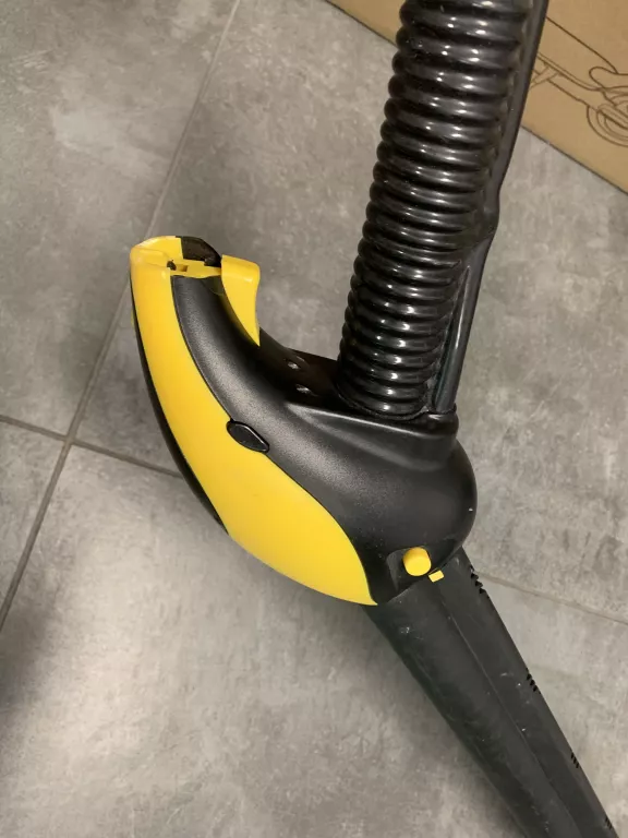 ODKURZACZ PAROWY KARCHER SV 1902