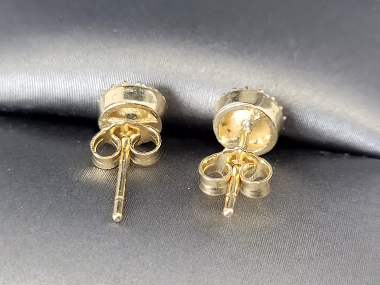 zlote-kolczyki-sztyft-z-cyrkonia-drobne-pr585-164-g-j-ean-gtin-5905868205275