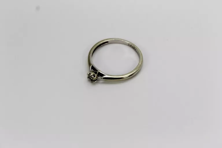 klasyczny-zloty-pierscionek-z-brylantem-pr-375-certyfikat-marka-248811-2033601