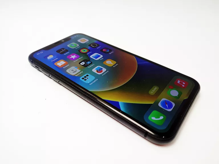 telefon-iphone-11-kolor-czarny