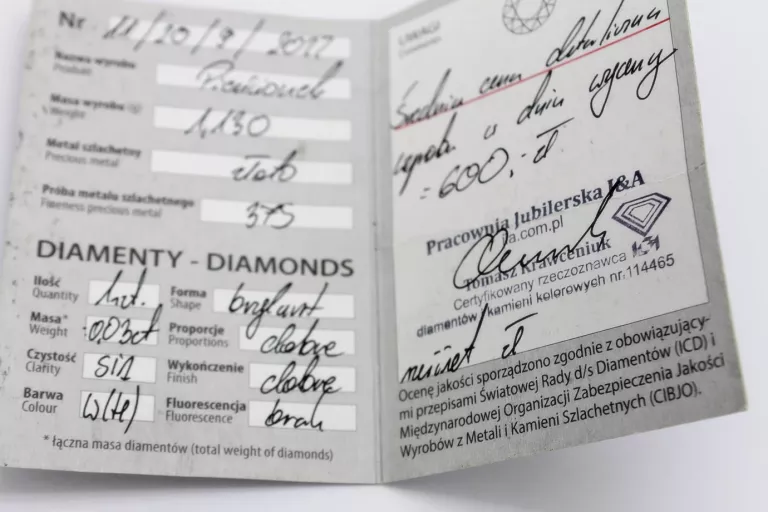 klasyczny-zloty-pierscionek-z-brylantem-pr-375-certyfikat-proba-zlota-206646-228242