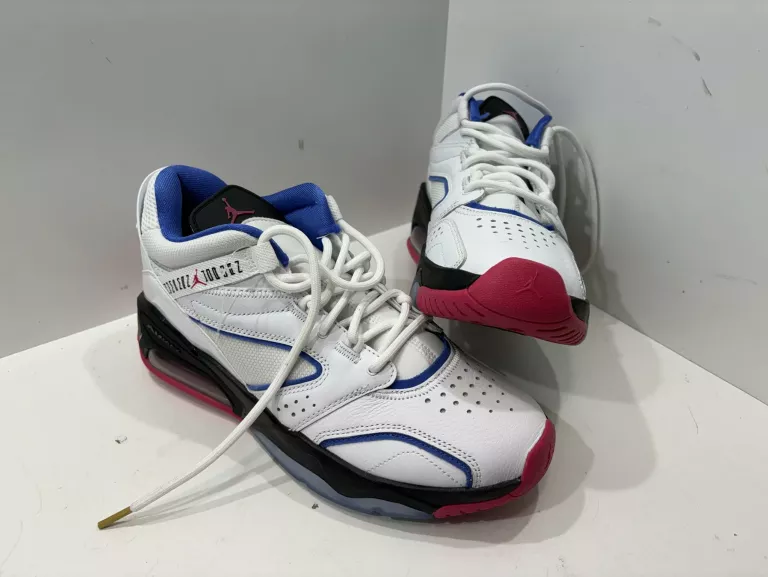 DAMSKIE BIAŁE BUTY NIKE AIR MAX JORDAN ROZM. 41