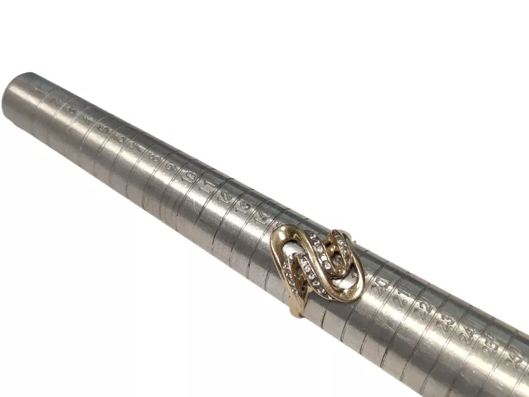 PIERŚCIONEK Z CYRKONIAMI 585 14K ROZMIAR 17 3,42G