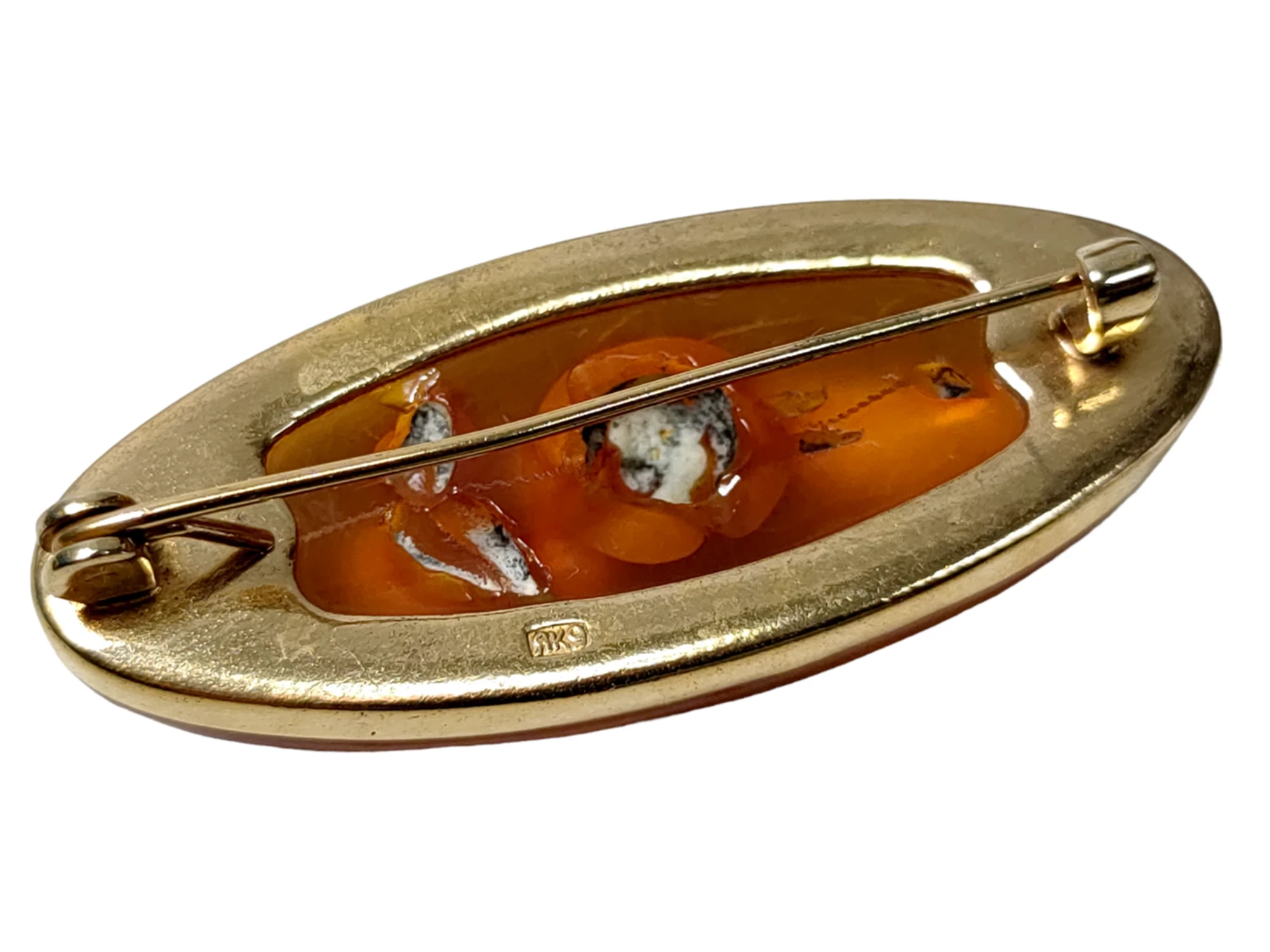 zlota-broszka-z-kamieniem-622g-333-rodzaj-2205-2