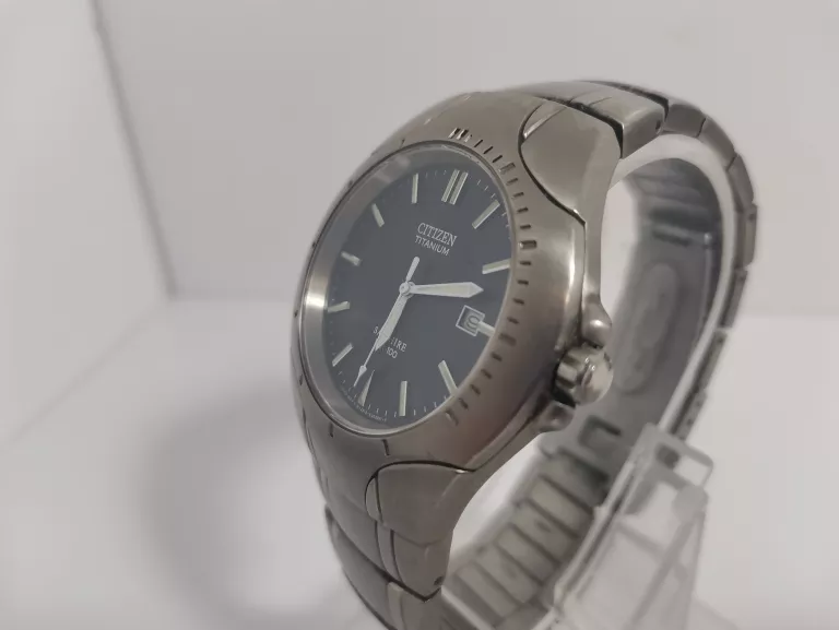 ZEGAREK CITIZEN TITANIUM SAPPHIRE WR100