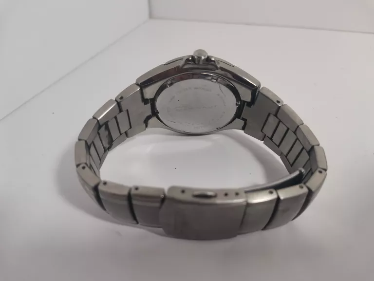 ZEGAREK CITIZEN TITANIUM SAPPHIRE WR100