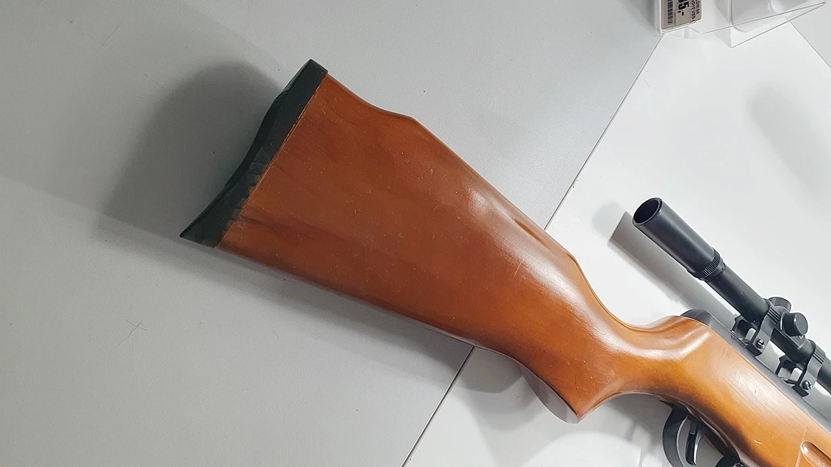 wiatrowka-tytan-b3-3-z-luneta-stan-uzywany