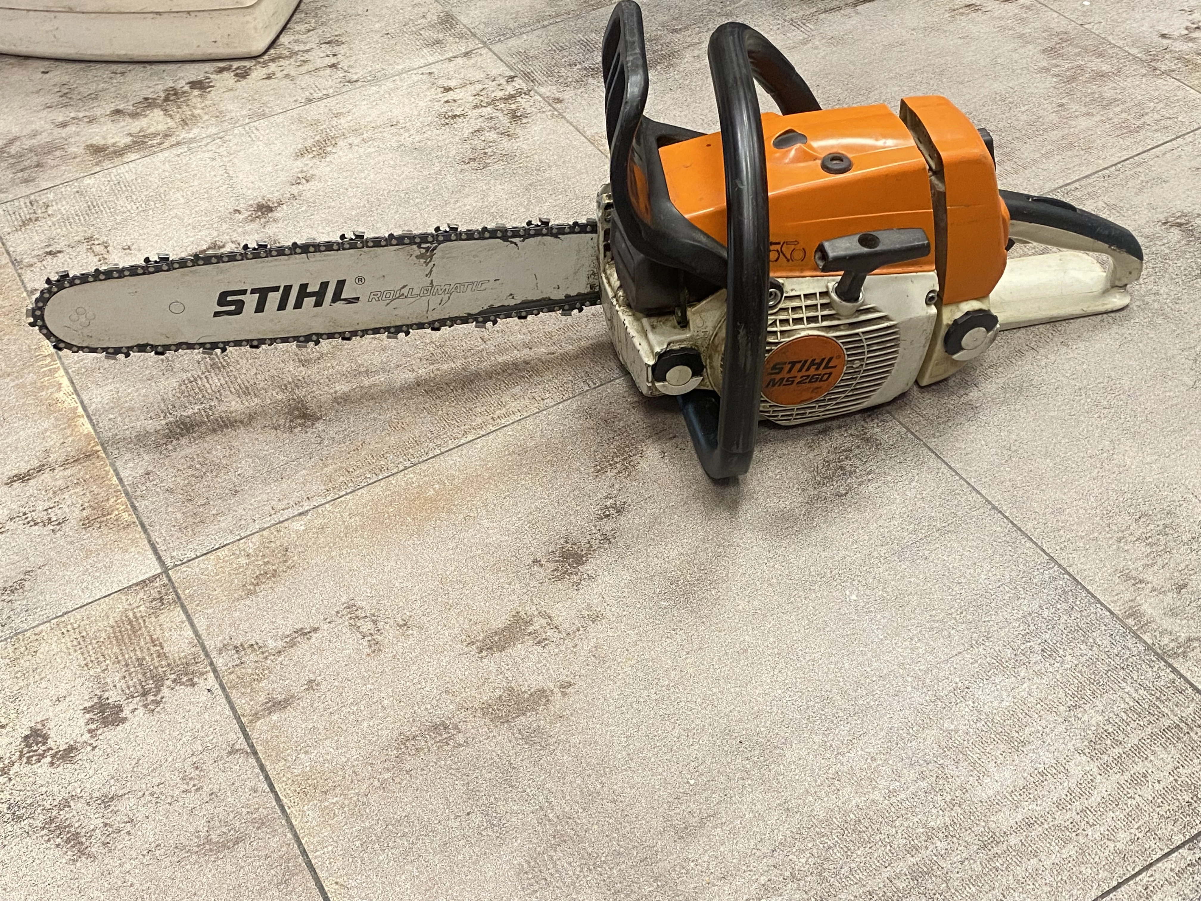 pila-spalinowa-stihl-ms-260-35-km-26-kw-zasilanie-spalinowe