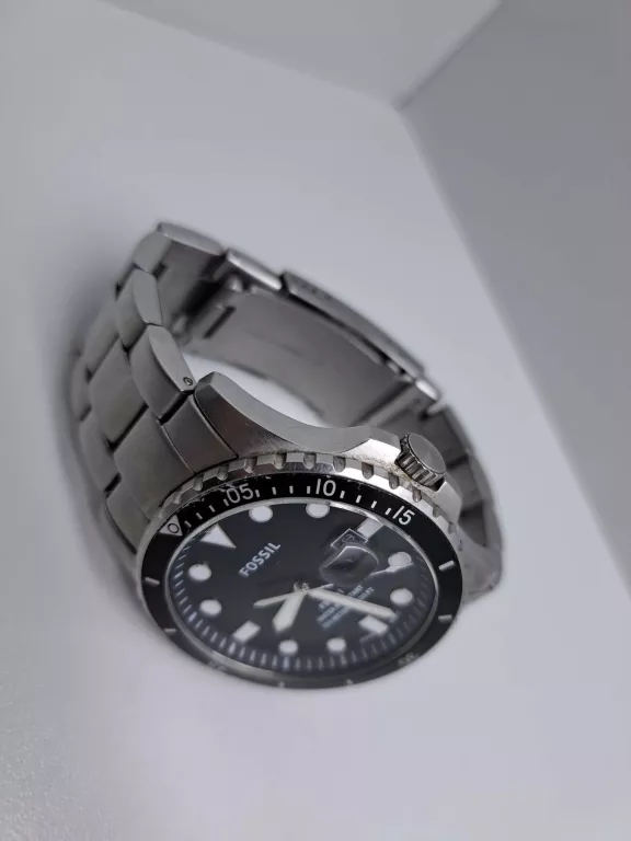 ZEGAREK FOSSIL FS5652