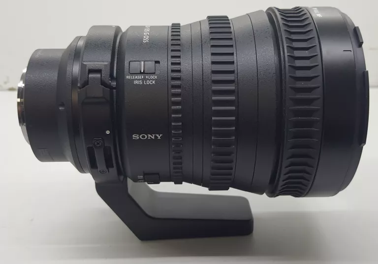 KAMERA SONY ILME-FX6V + OBIEKTYW SONY FE 4/PZ 28-135 G