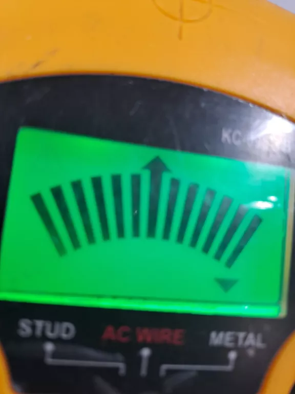 WYKRYWACZ METALU KABLI DETEKTOR PRZEWODÓW NAPIĘCIA