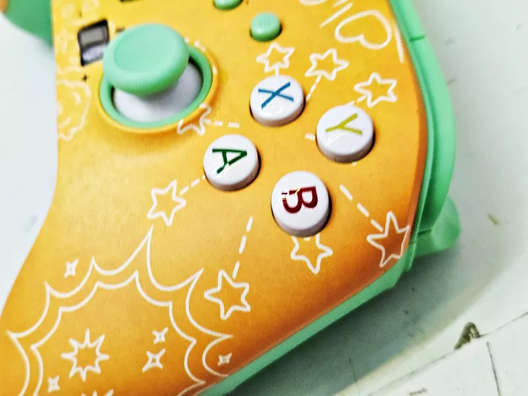 PAD PRZEWODOWY POWERA CUPHEAD KOMPLET