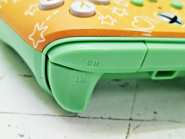 PAD PRZEWODOWY POWERA CUPHEAD KOMPLET