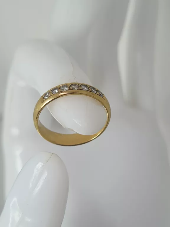 zloty-pierscionek-obraczkowy-585-material-zloto