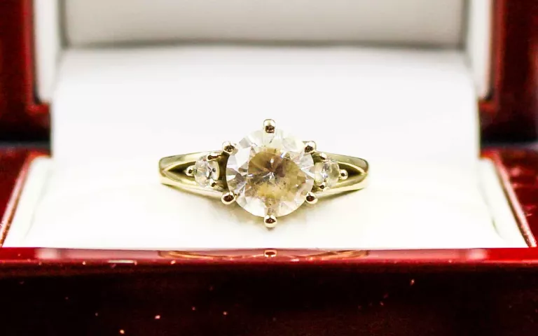 zloty-pierscionek-z-cyrkoniami-p585-w385-r16-stan-11323-2