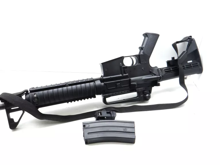 PISTOLET 6MM CYBERGUN COLT M4A1 AEG GARDE MAIN MOY