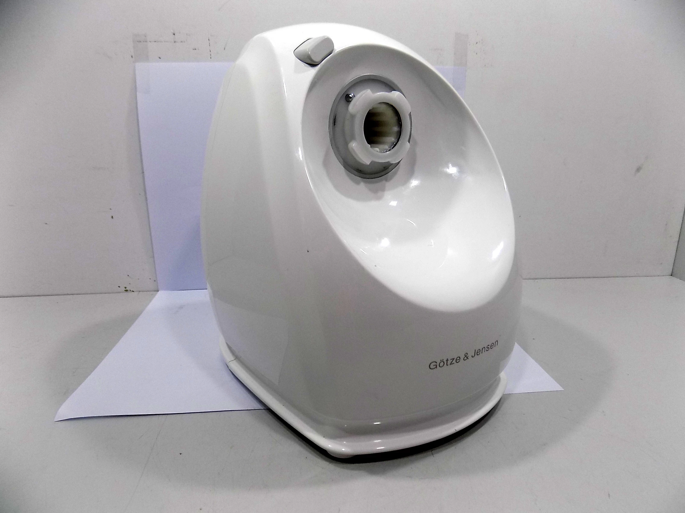 maszynka-do-mielenia-miesa-gotze-jensen-mg600w-2000w-kolor-dominujacy-bialy