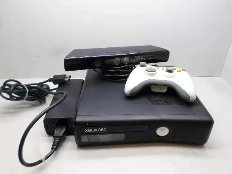KONSOLA XBOX 360 KINECT 1 PAD