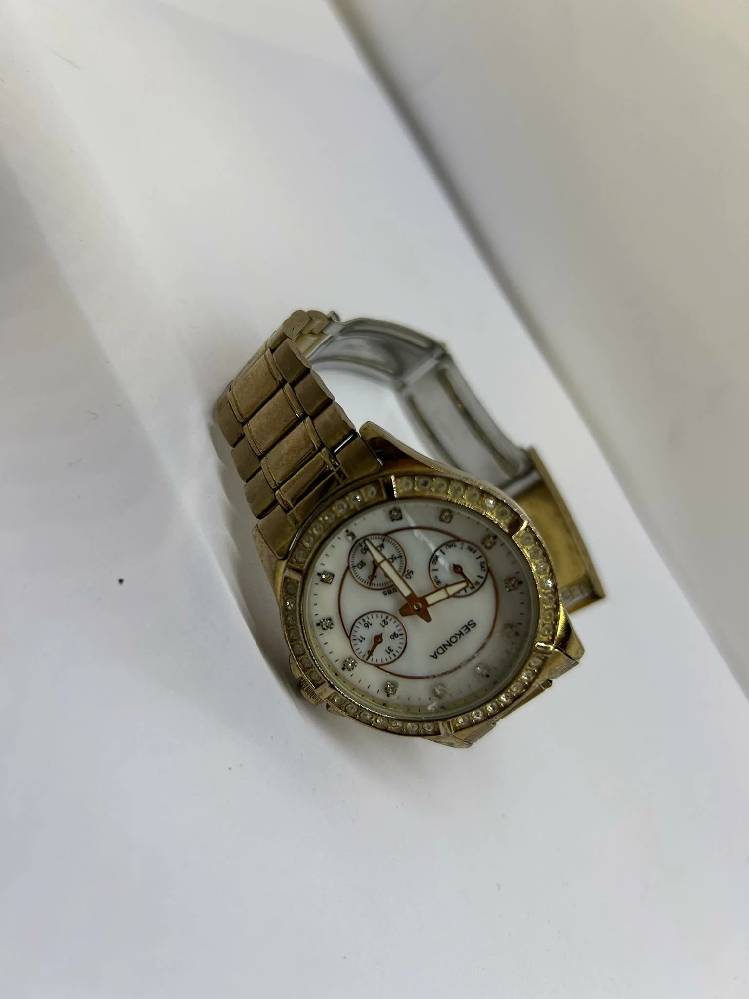 zegarek-sekonda-n4740-mechanizm-kwarcowy