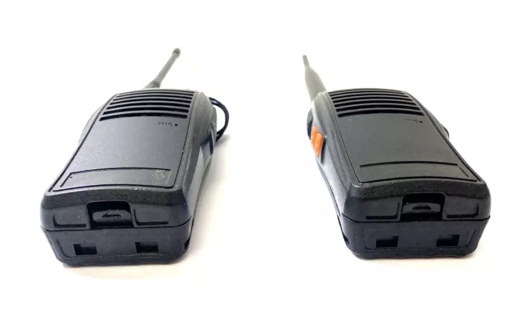 KRÓTKOFALÓWKA BAOFENG BF-888S X2 STACJA ŁADUJĄCA X2