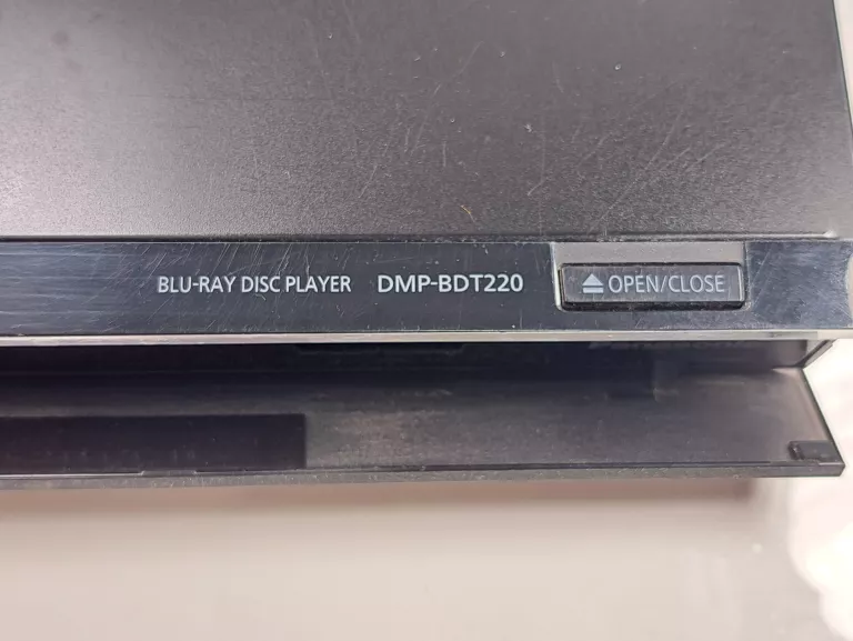 ODTWARZACZ BLU-RAY DVD 3D PANASONIC DMP-BDT220+ ZAS+ PILOT