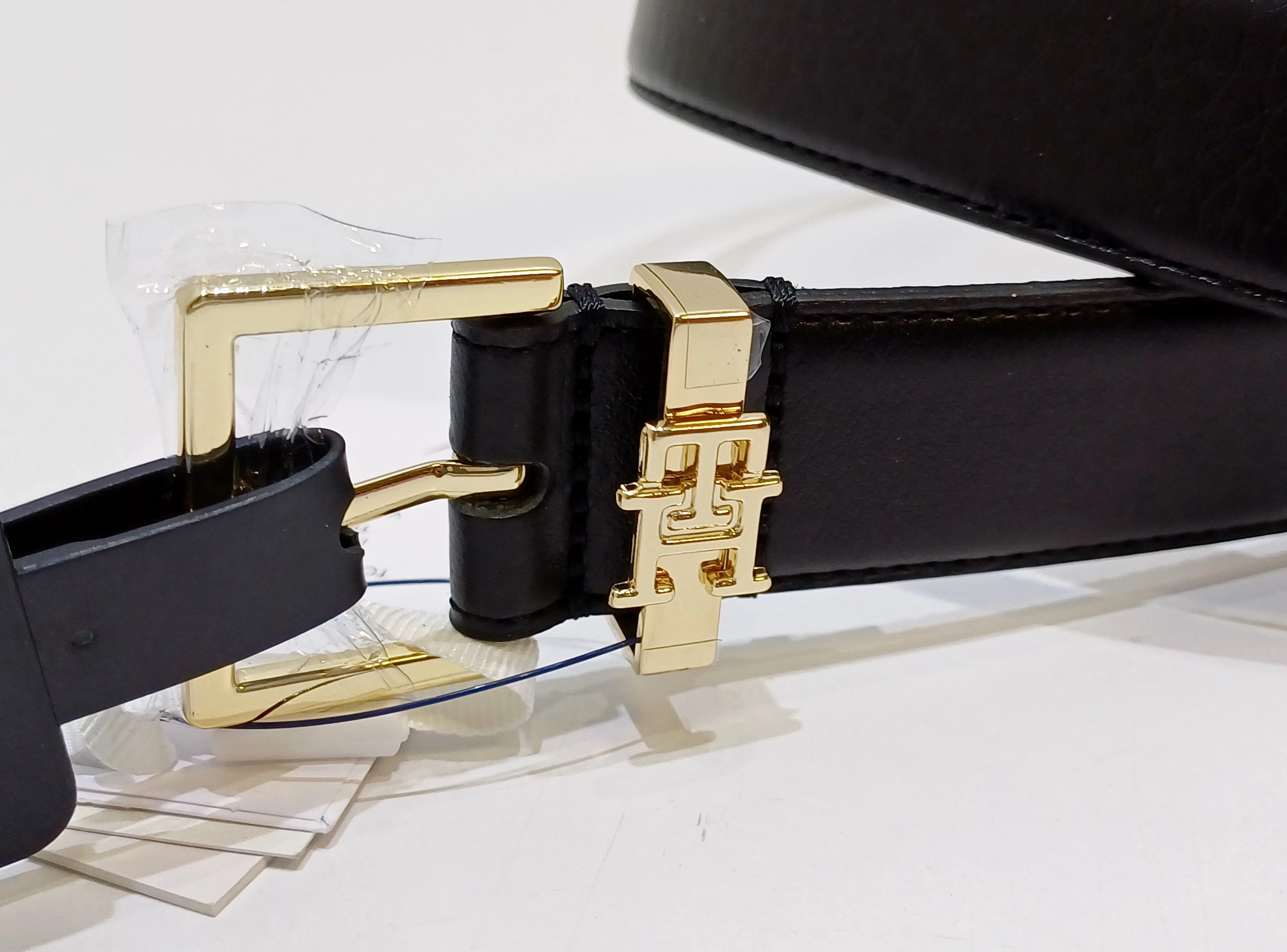 pasek-tommy-hilfiger-monogram-leather-square-buckle-belt-aw0aw16188-bds-stan-11323-238058