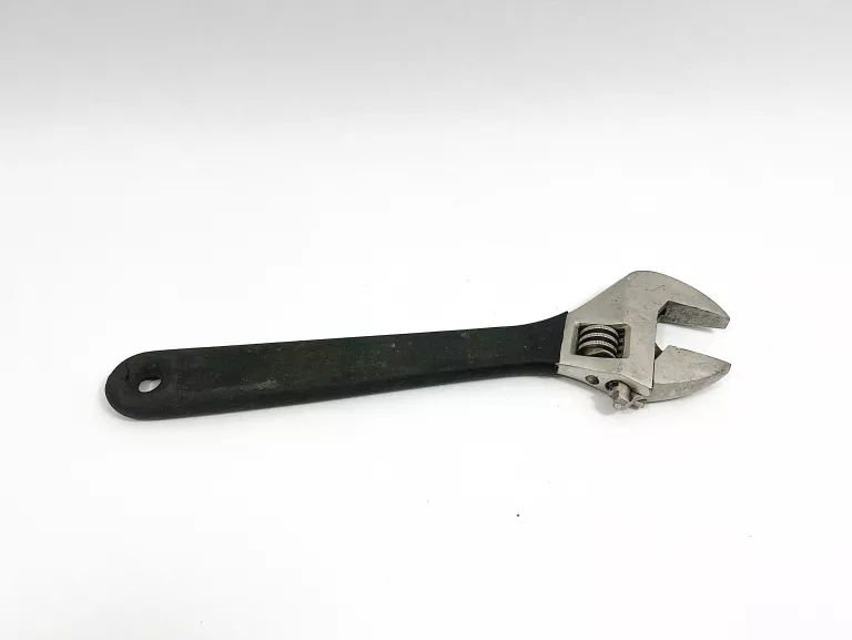 klucz-zabka-duzy-osiedle-czecha-96-poznan