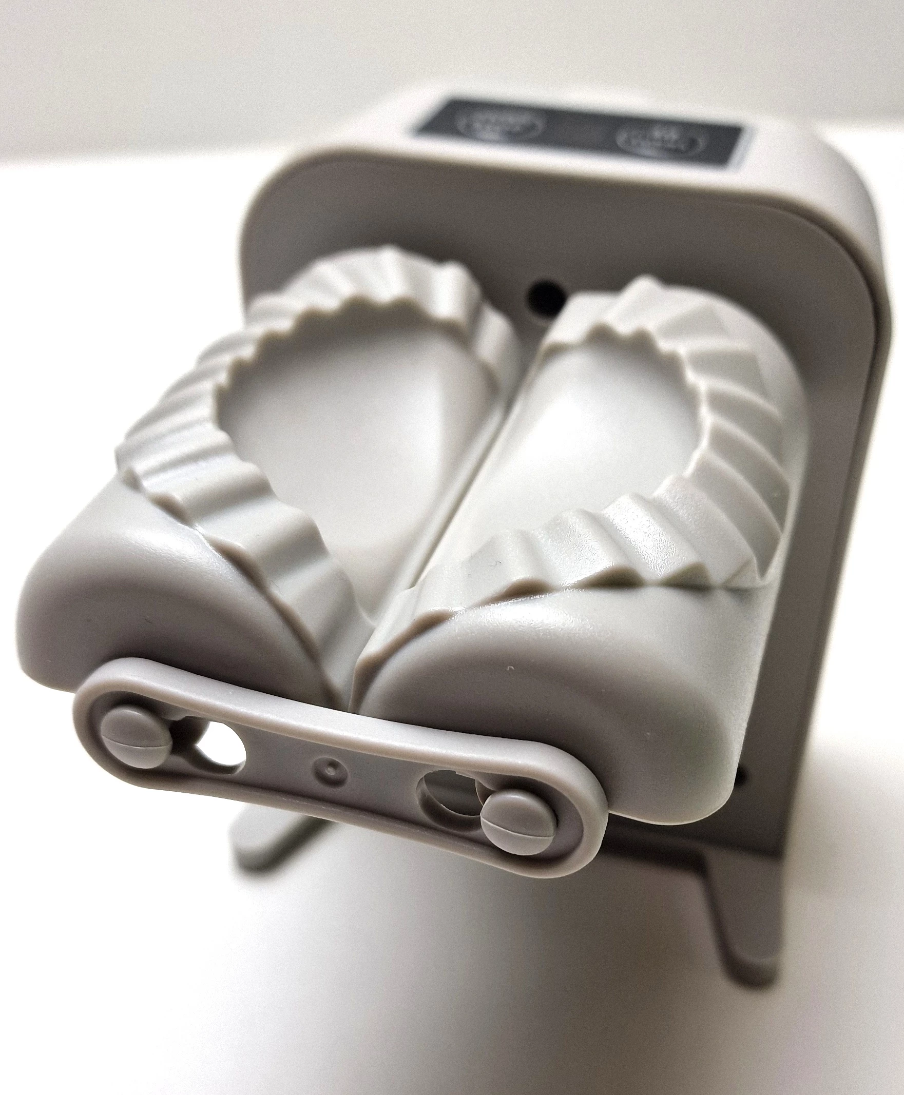 maszynka-do-pierogow-d725-rodzaj-foremka-skladana