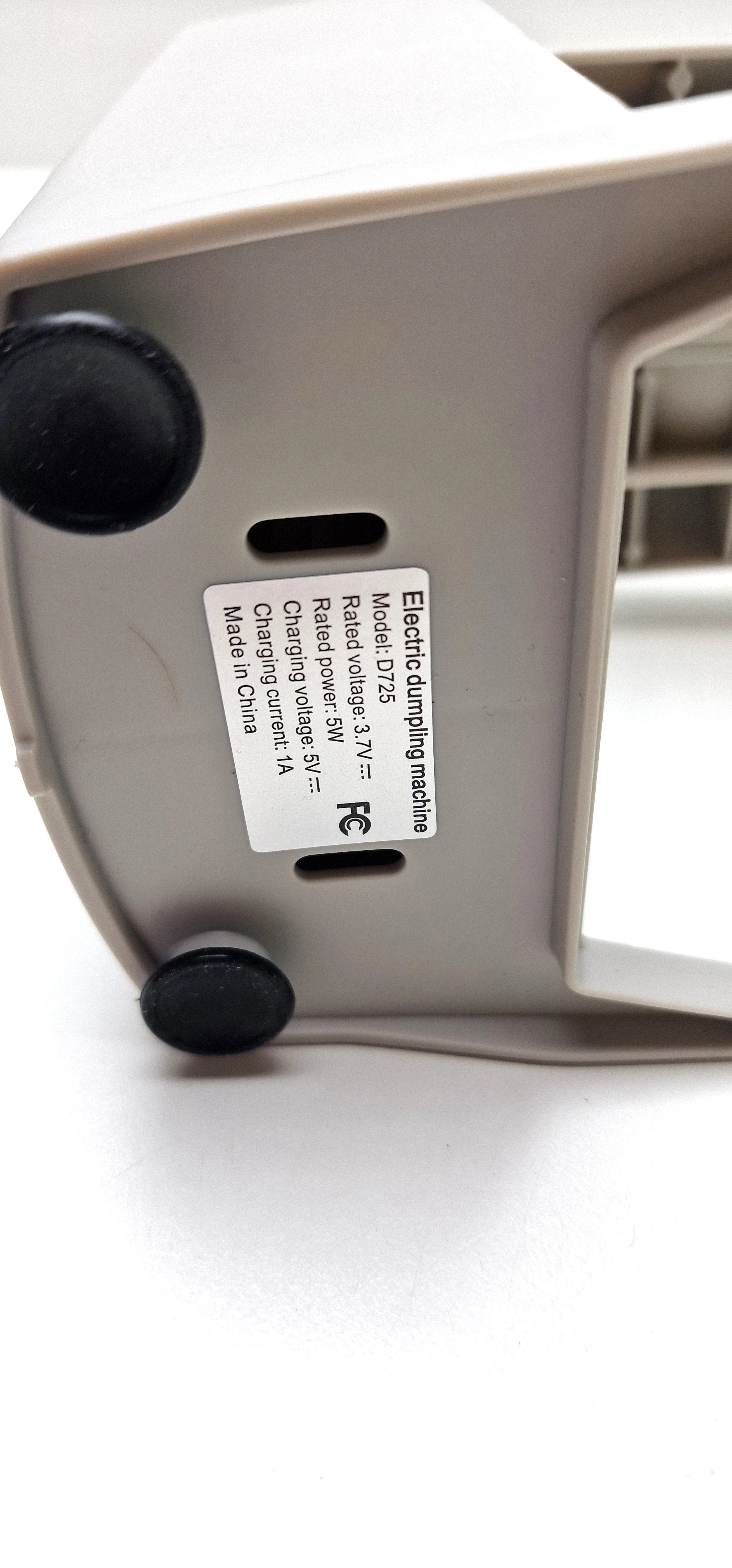 maszynka-do-pierogow-d725-marka-bez-marki