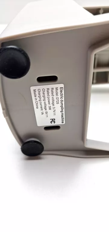 maszynka-do-pierogow-d725-marka-bez-marki