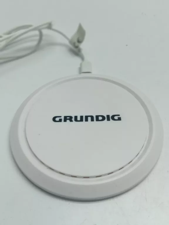 ŁADOWARKA BEZPRZEWODOWA GRUNDIG