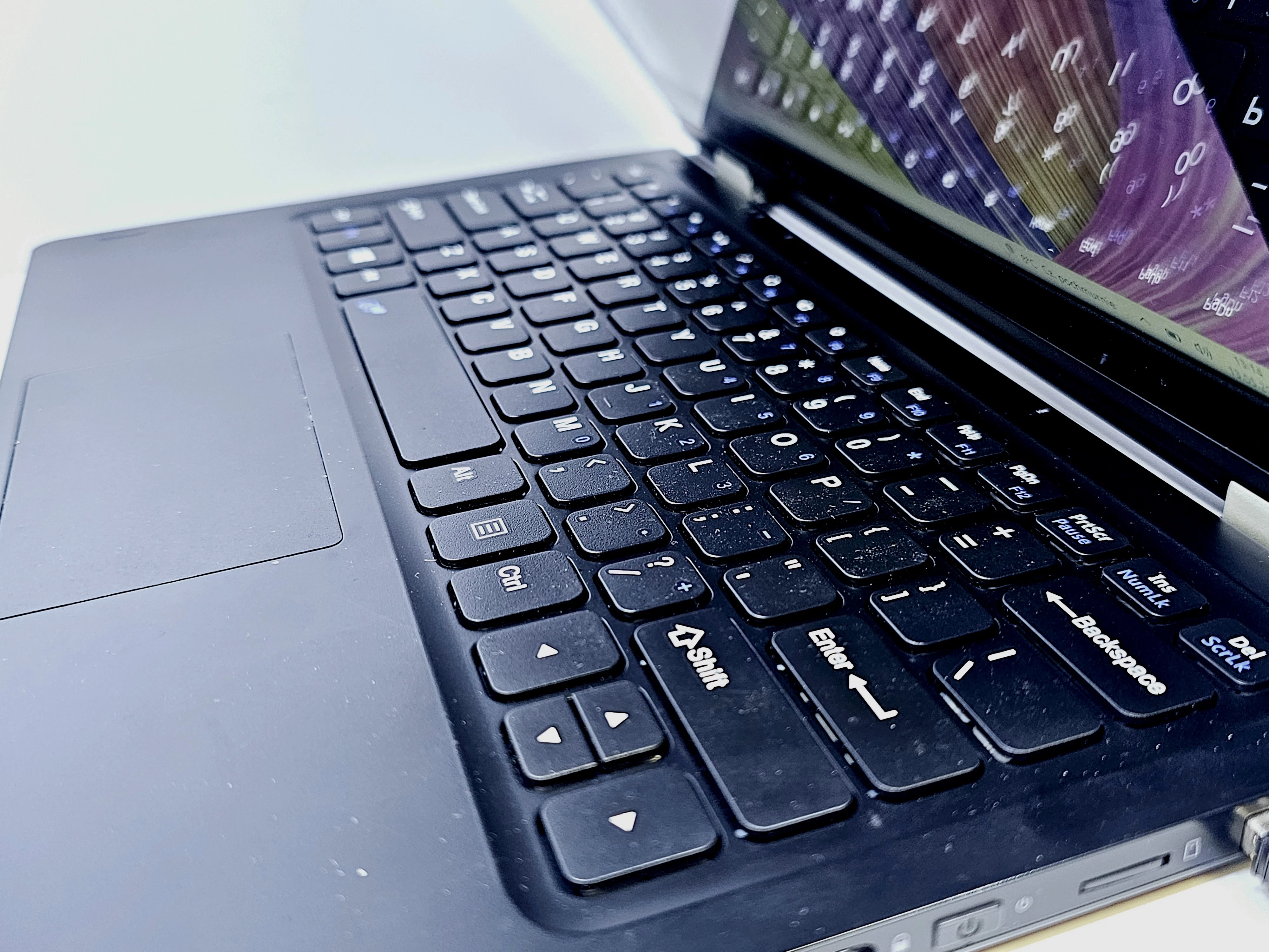 tablet-goclever-freedom-1160-win-10-przekatna-ekranu-1010