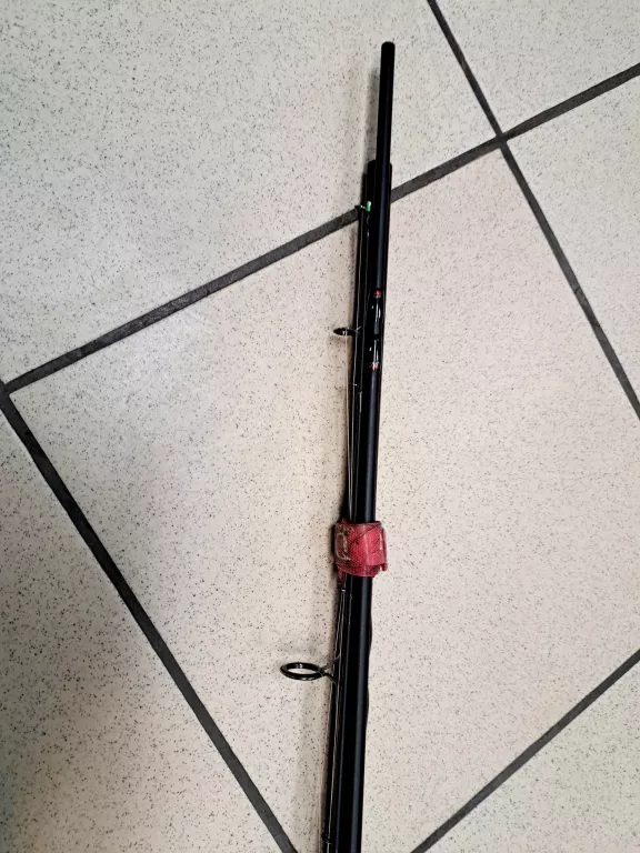 WĘDKA MIKADO X-PLODE MEDIUM FEEDER 390 +KOŁOWROTEK MISTRALL NEMO 4.0