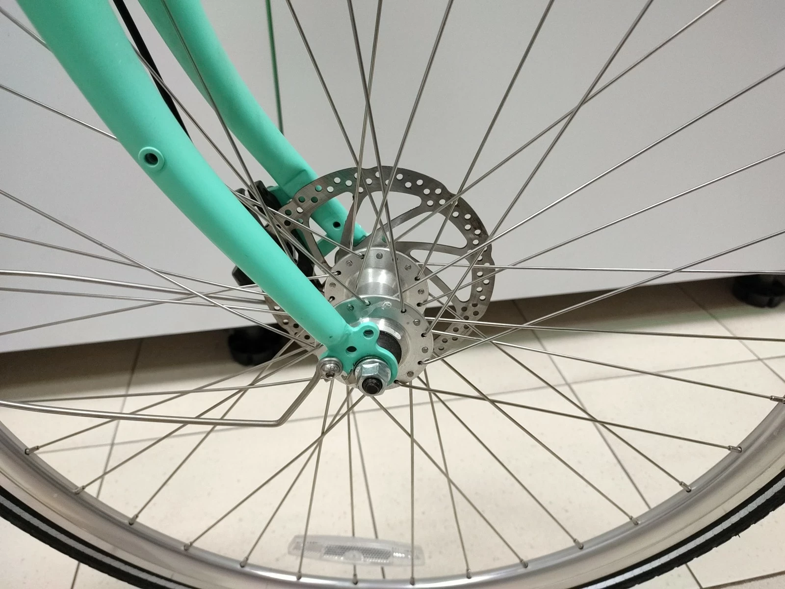 rower-elektryczny-damski-ebfec-lyssa-model-lf40