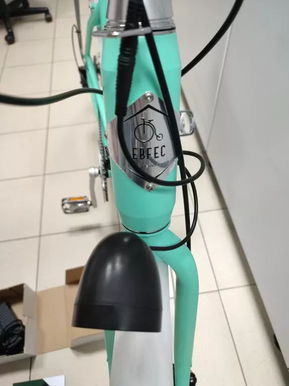 rower-elektryczny-damski-ebfec-lyssa-material-ramy-179-1