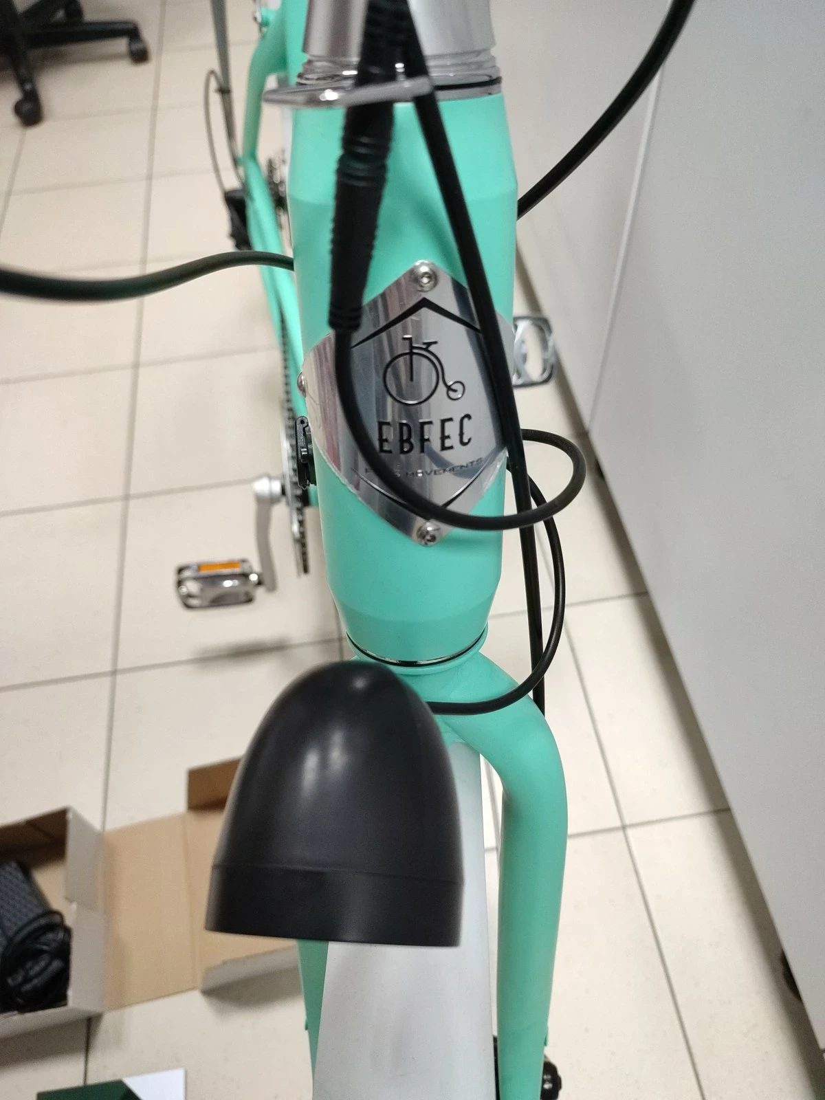 rower-elektryczny-damski-ebfec-lyssa-material-ramy-179-1