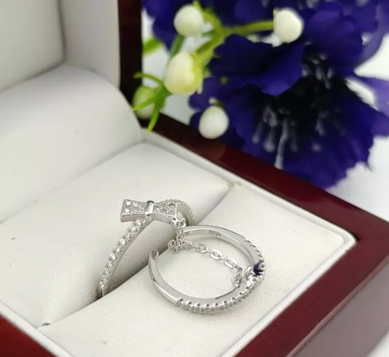 srebrny-podwojny-pierscionek-z-lancuszkiem-208g-r17-stan-11323-1