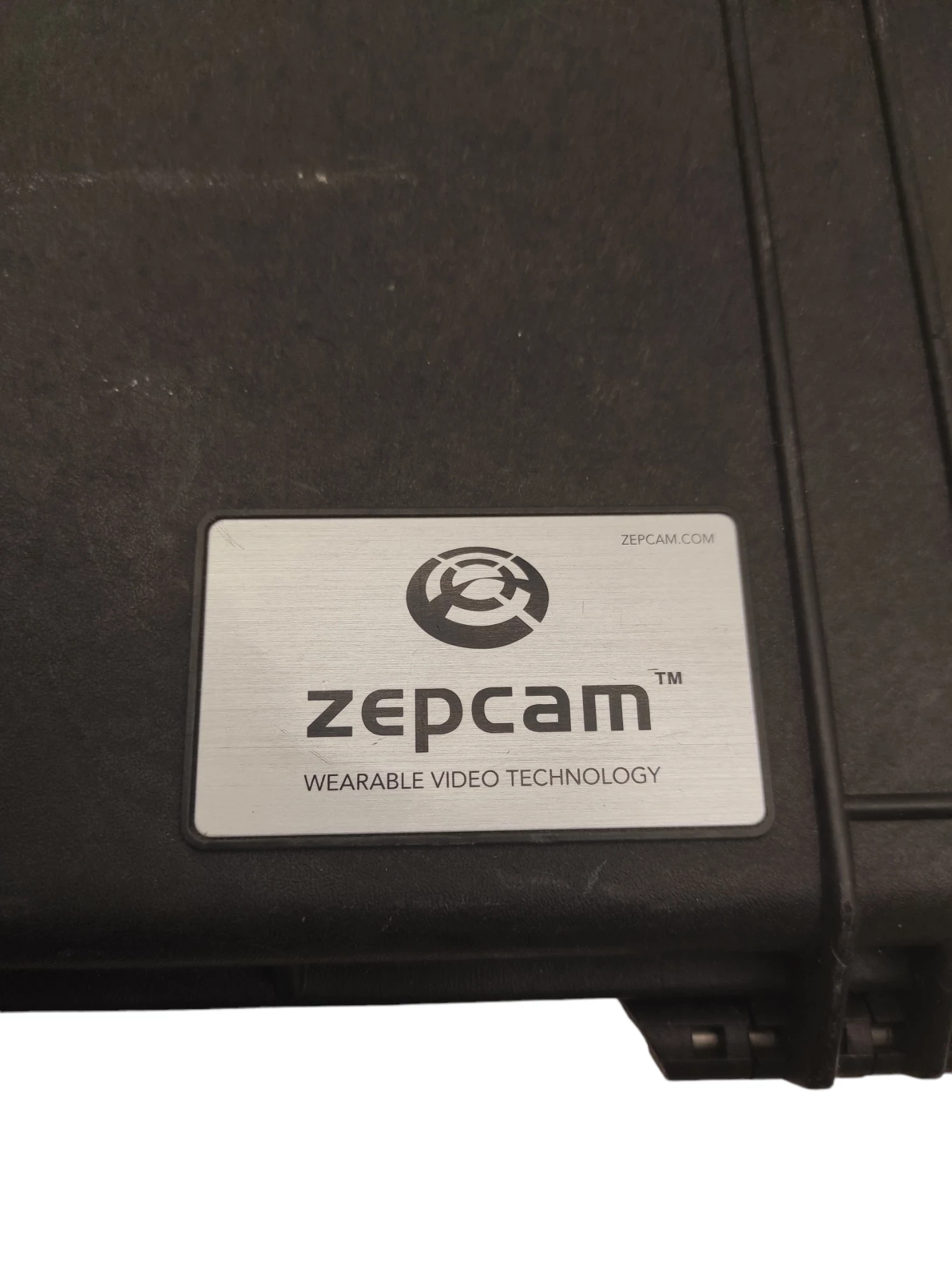 profesjonalna-kamera-nasobna-zepcam-t1-zestaw-w-walizce-stan-11323-2