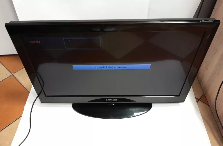 telewizor-samsung-le32d400e1w-wojska-polskiego-13-wagrowiec