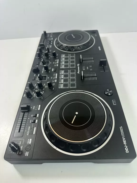 PIONEER DJコントローラー DDJ-REV1 Pioneer DDJ-REV1 - Dwukanałowy kontroler do skreczu z Serato