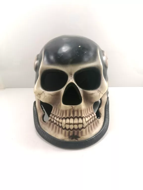 KASK MOTOCYKLOWY PODŚWIETLANY W KRZTAŁCIE CZASZKI