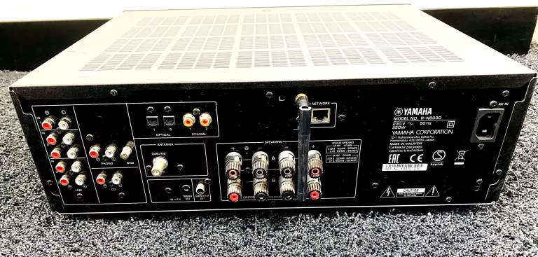 AMPLITUNER YAMAHA MUSICCAST R-N803D CZARNY