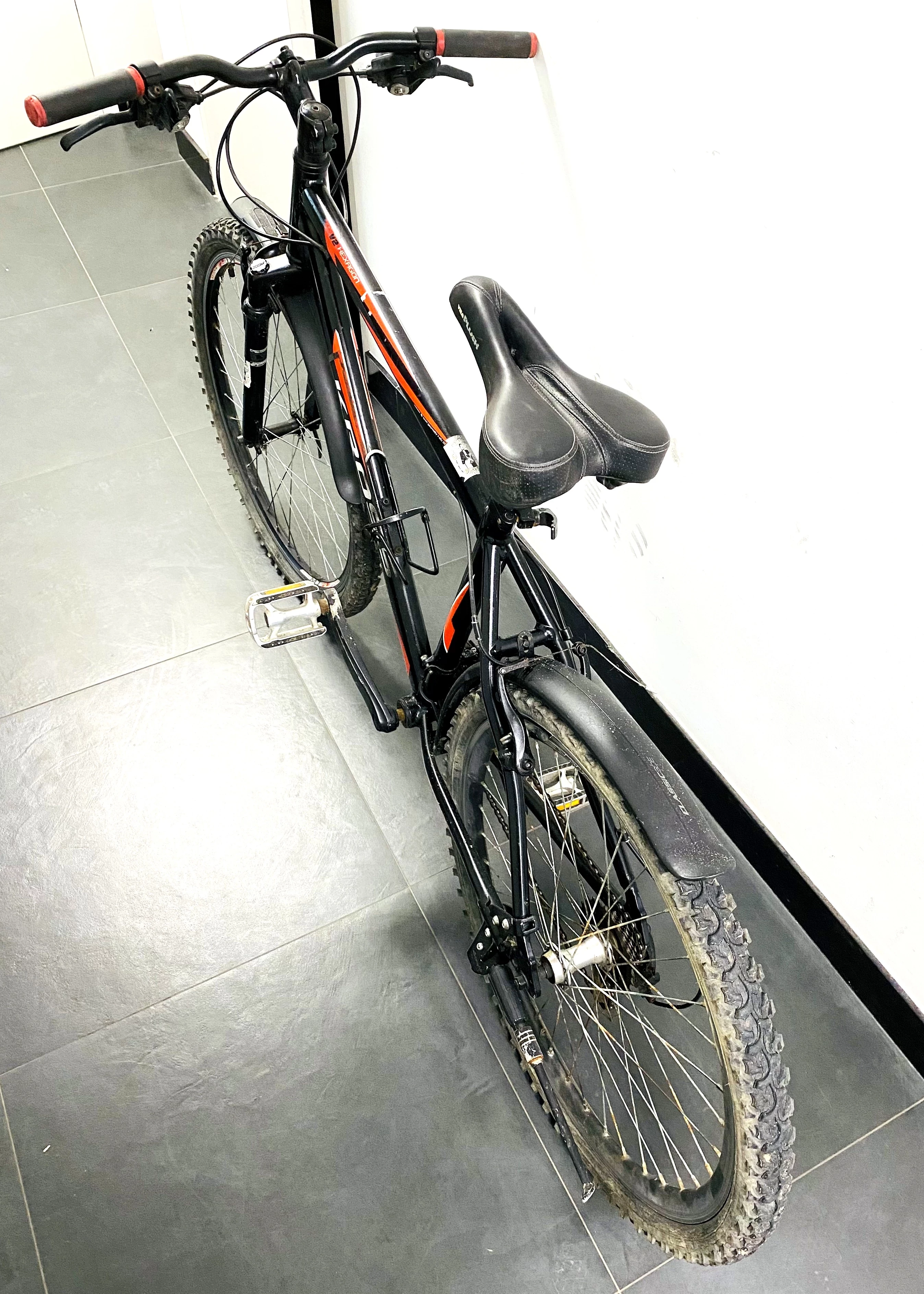 rower-kross-hexagon-v2-czarny-centralna-10-pulawy-mpd