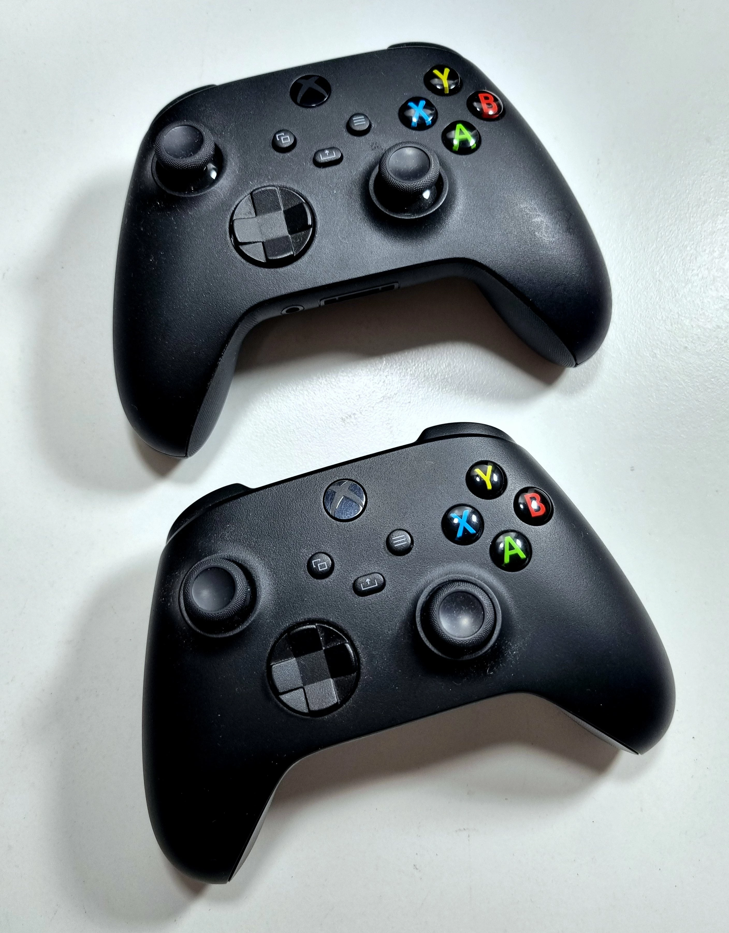 konsola-xbox-series-x-2-pady-wp-3-grajewo