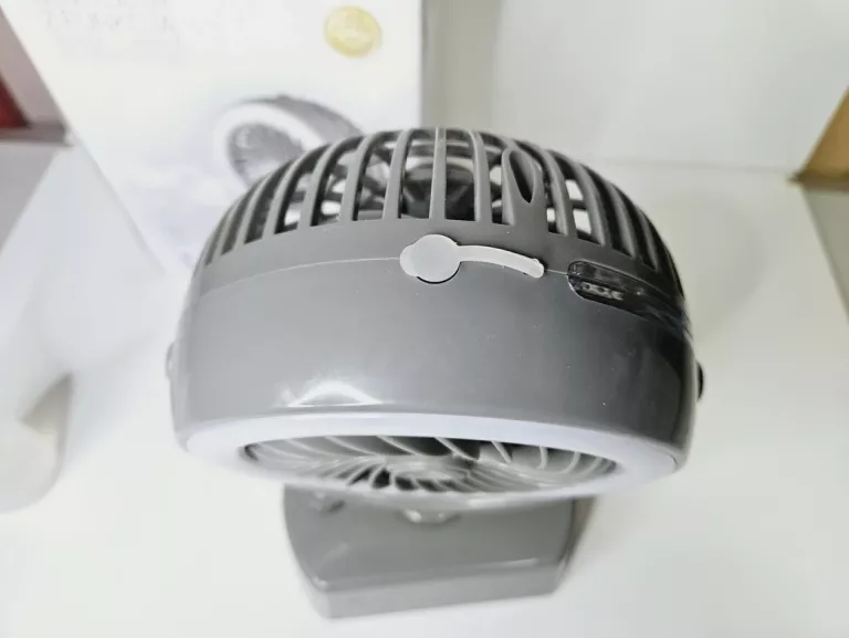 WENTYLATOR STOŁOWY HOFFEN AD-1025 Z FUNKCJA MGIEŁKI