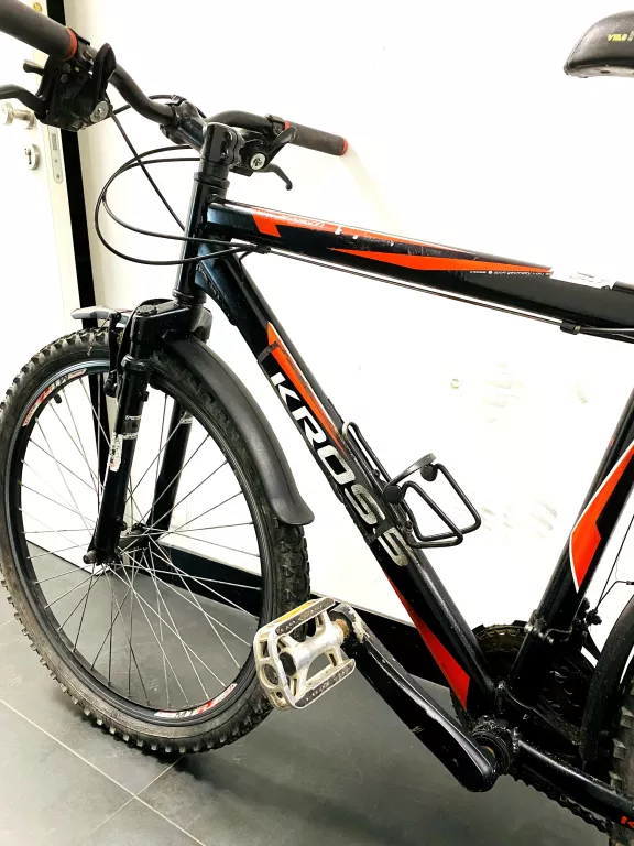 rower-kross-hexagon-v2-czarny-rozmiar-ramy-17-cali